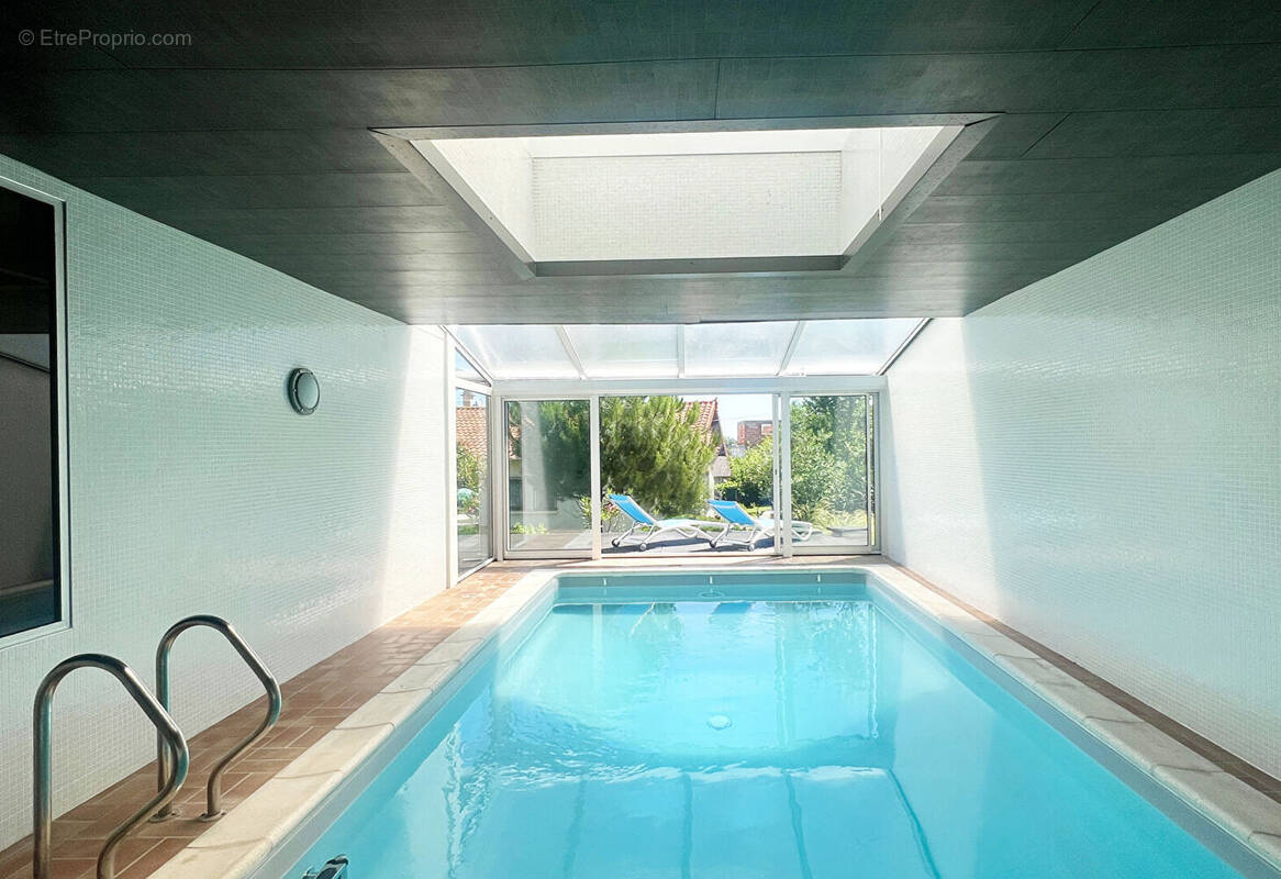 Maison à CHATEAUGAY