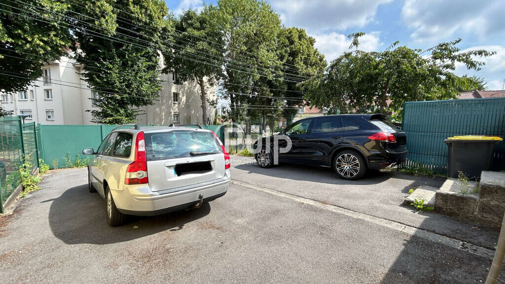 Appartement à MONTIGNY-EN-GOHELLE