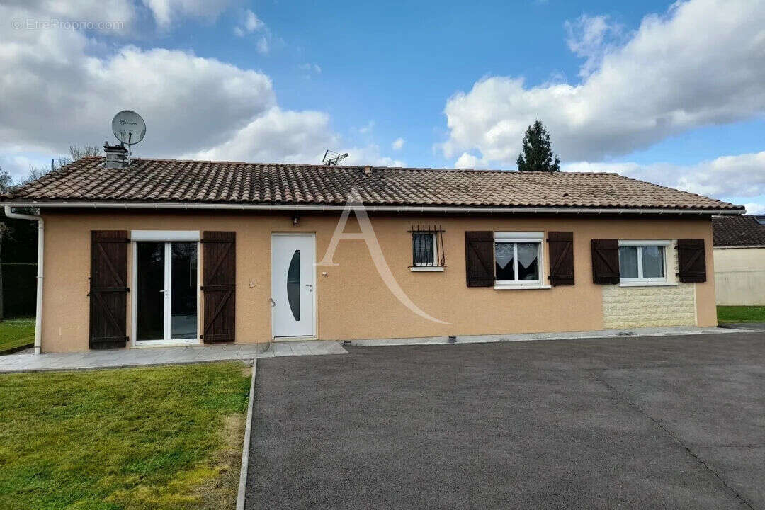 Maison à VILLENEUVE-DE-MARSAN