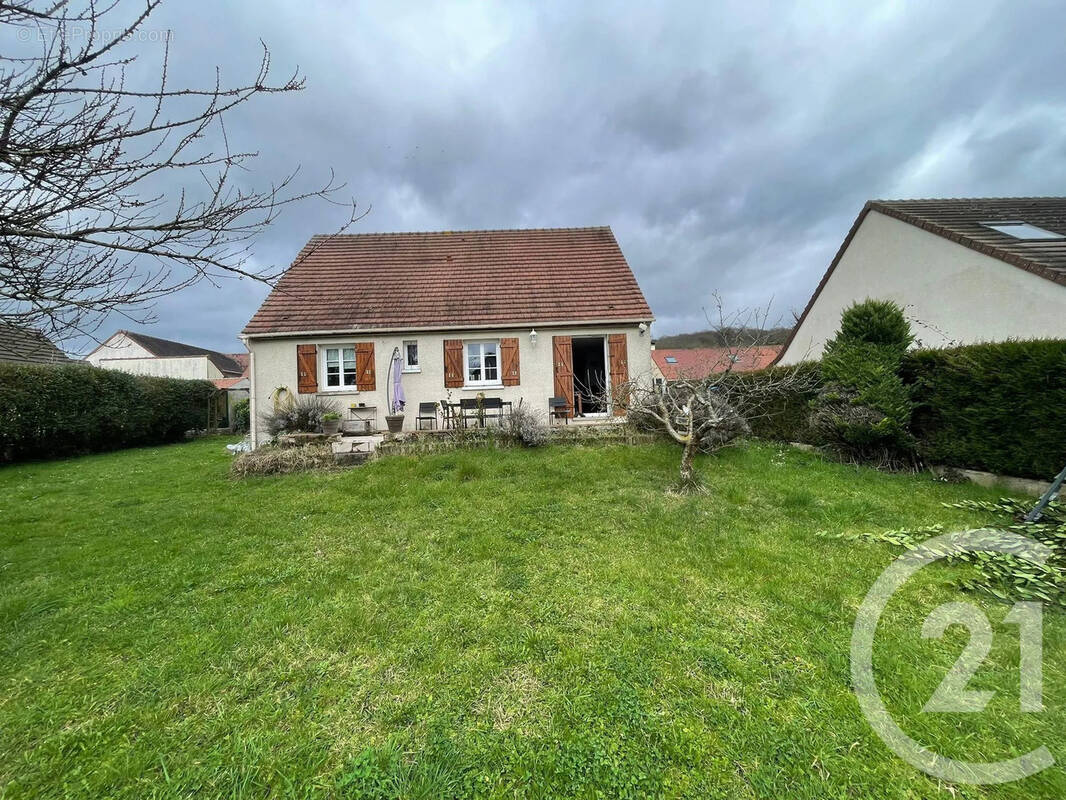 Maison à SAINT-MARD