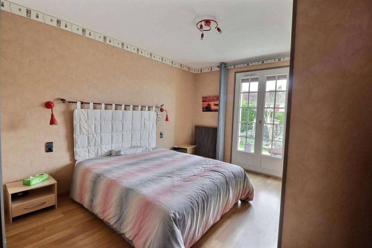 Maison à MANTES-LA-VILLE