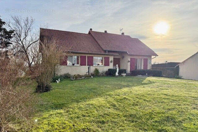 Maison à LAQUENEXY