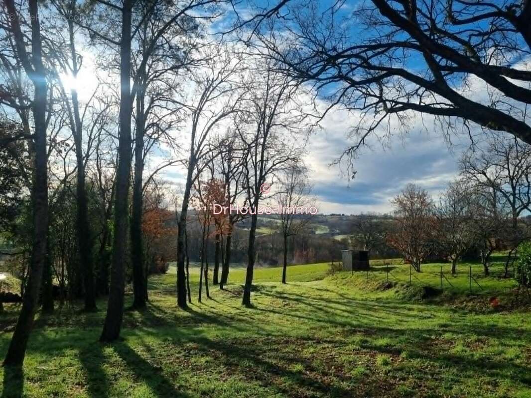Terrain à MONTASTRUC-LA-CONSEILLERE