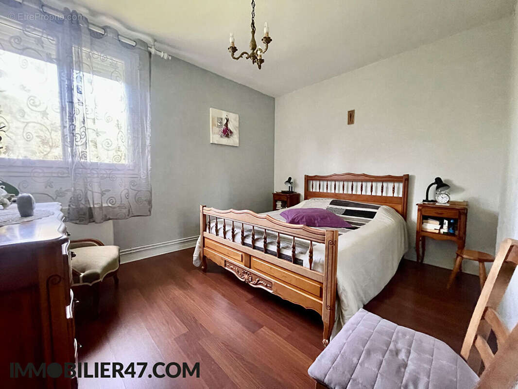 Maison à SAINTE-LIVRADE-SUR-LOT