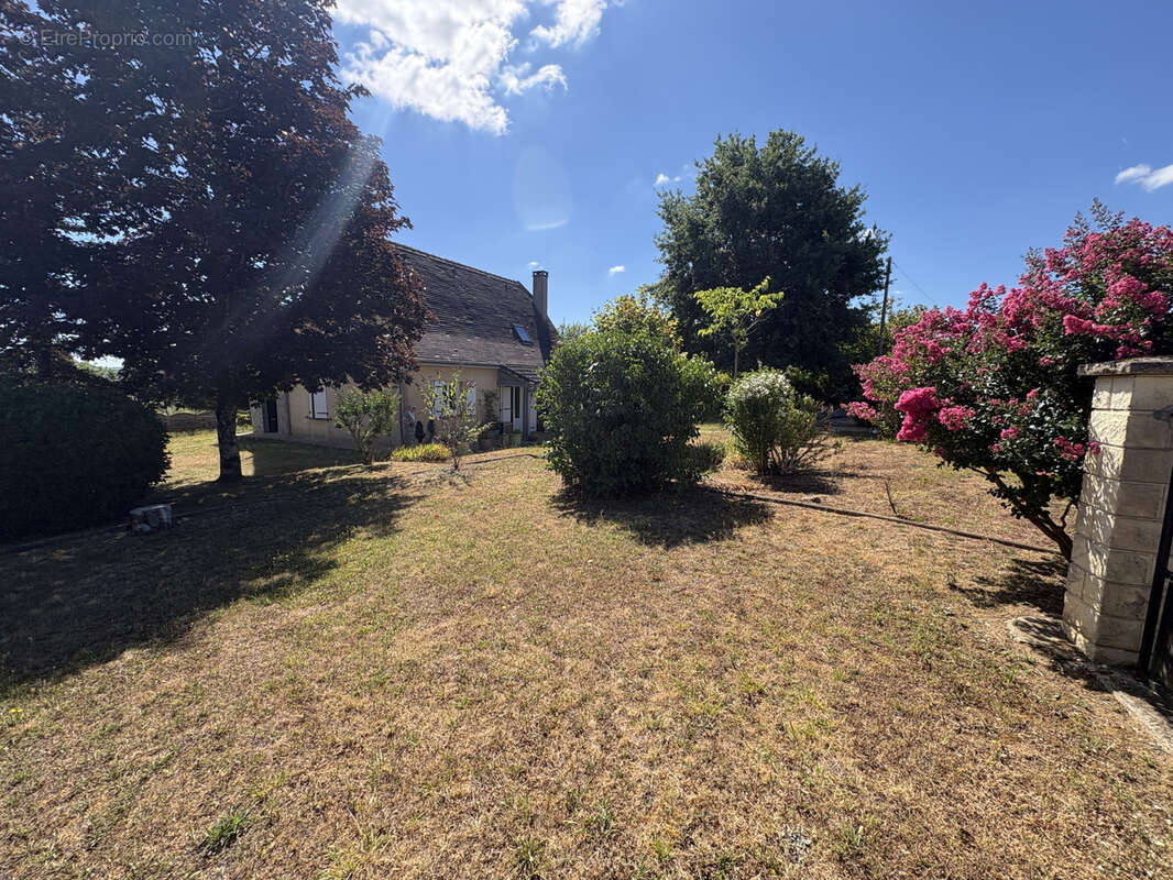Maison individuelle avec parc arboré et vue sur la campagne   À moins de 10 minutes à pied du centre médiéval - photo 6