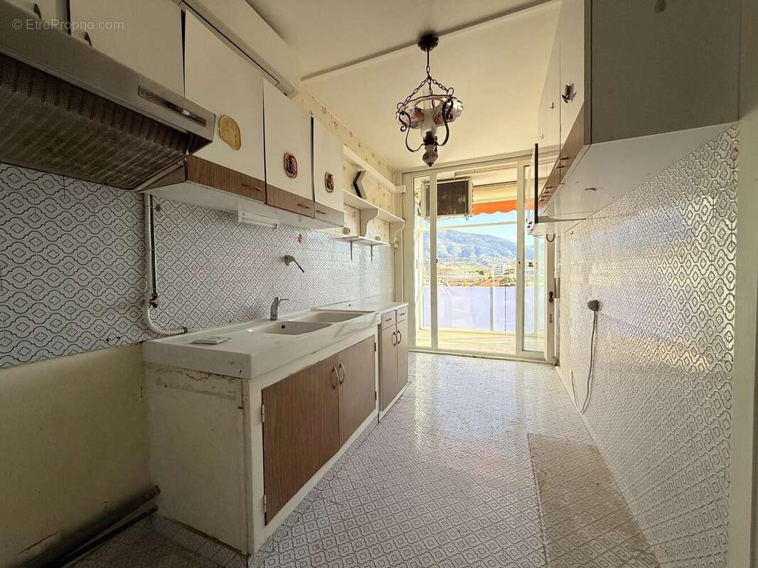 Appartement à ROQUEBRUNE-CAP-MARTIN