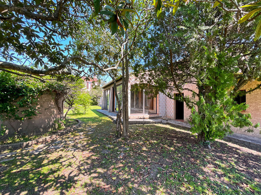 Maison à MOUANS-SARTOUX