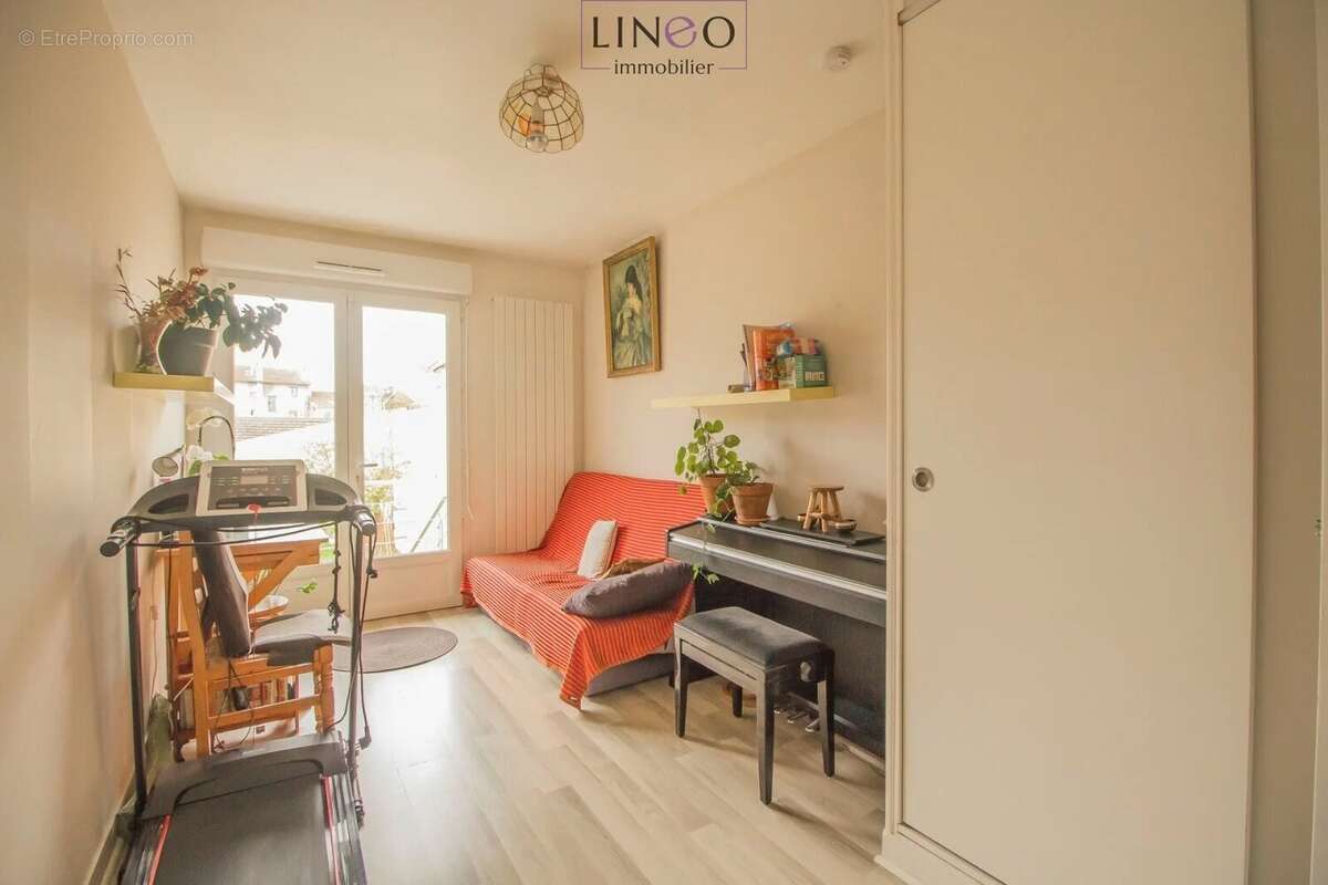 Maison à CHOISY-LE-ROI