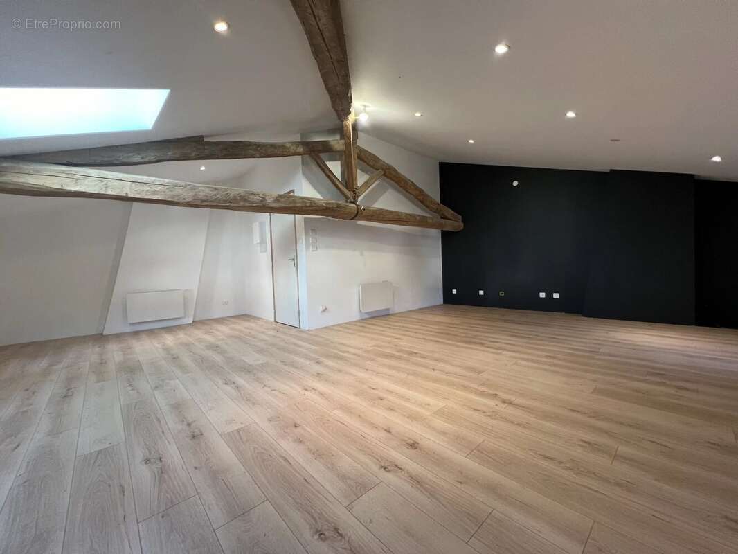 Appartement à CALMONT