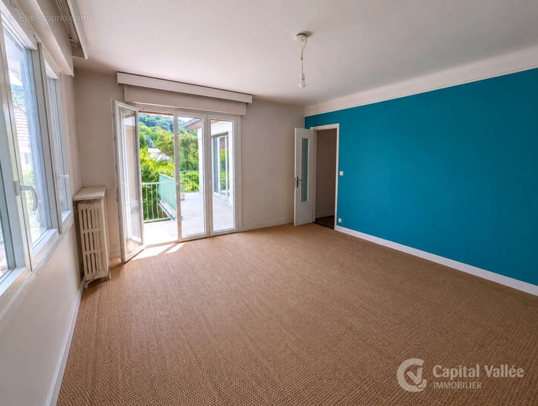 Maison 140m2 - 3 à 4 chambres - Commerces et RER à pieds - photo 7
