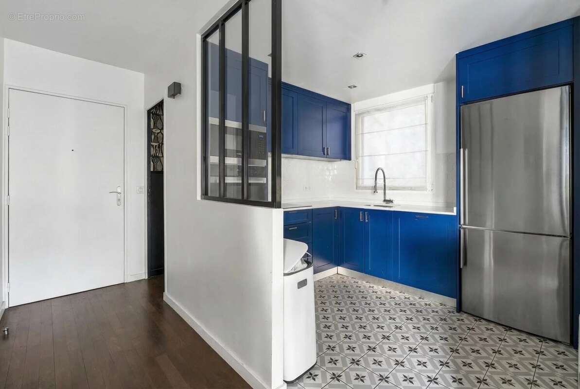 Appartement à LEVALLOIS-PERRET