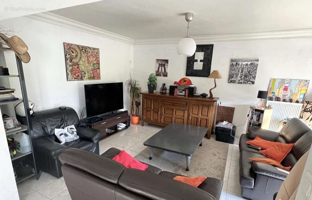 Maison à NIEUL-LE-DOLENT