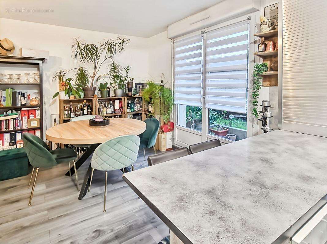 Appartement à BUSSY-SAINT-GEORGES