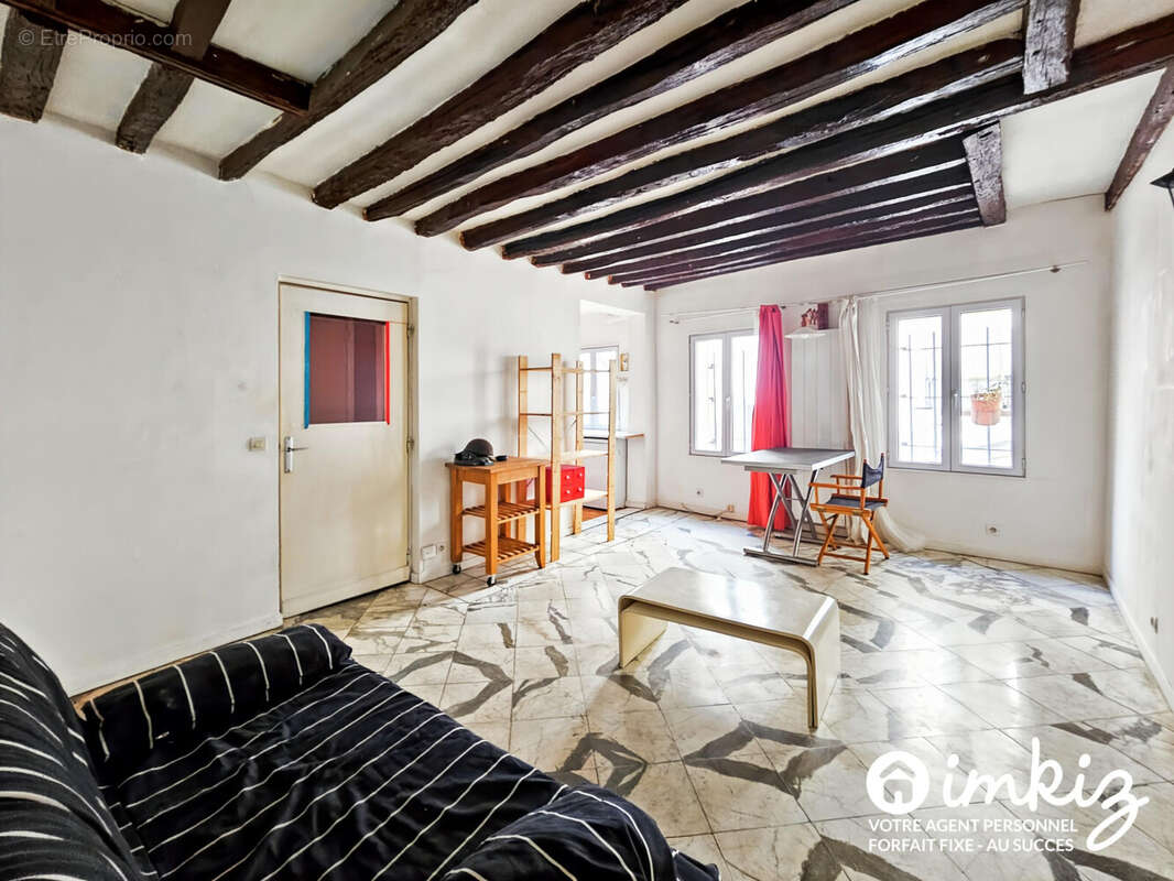 Appartement à PARIS-18E