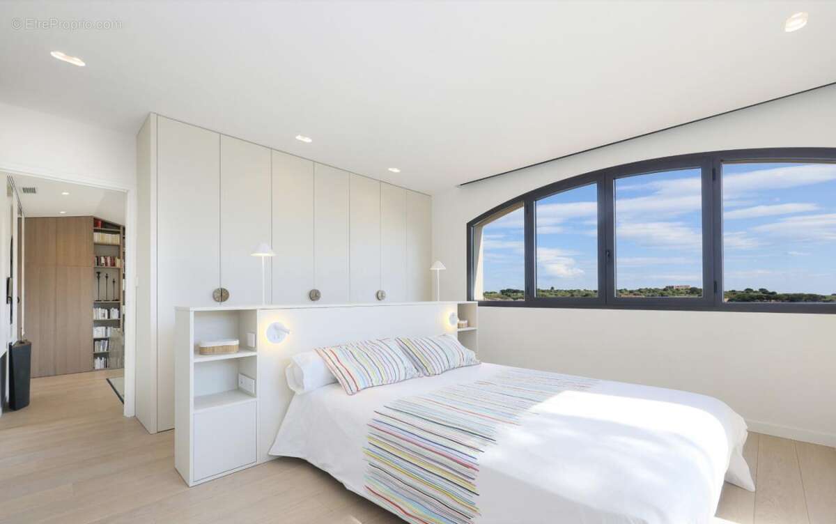 Appartement à PARIS-19E