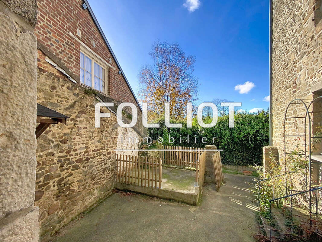 Appartement à COUTANCES