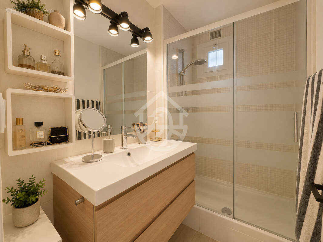 Appartement à BOURG-LES-VALENCE