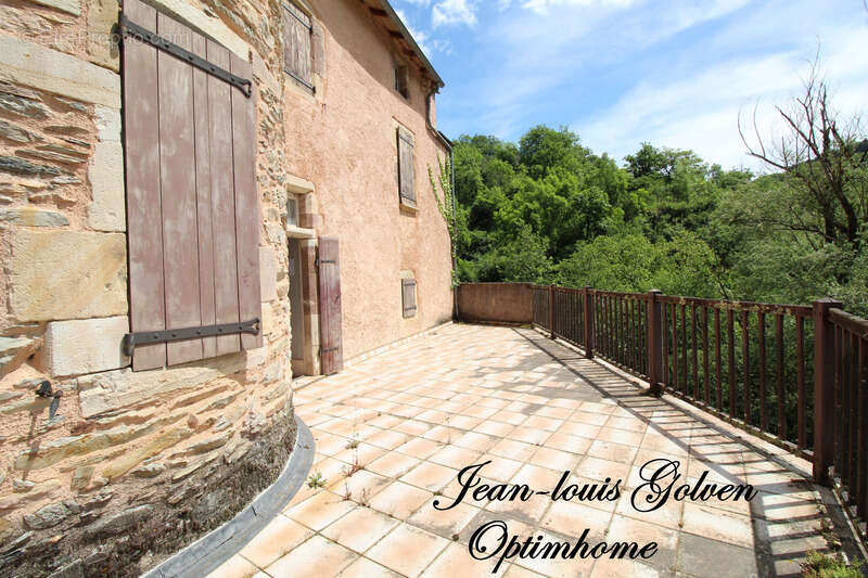 A vendre élégante Demeure de caractère à Saint Sernin Sur Rance - photo 11