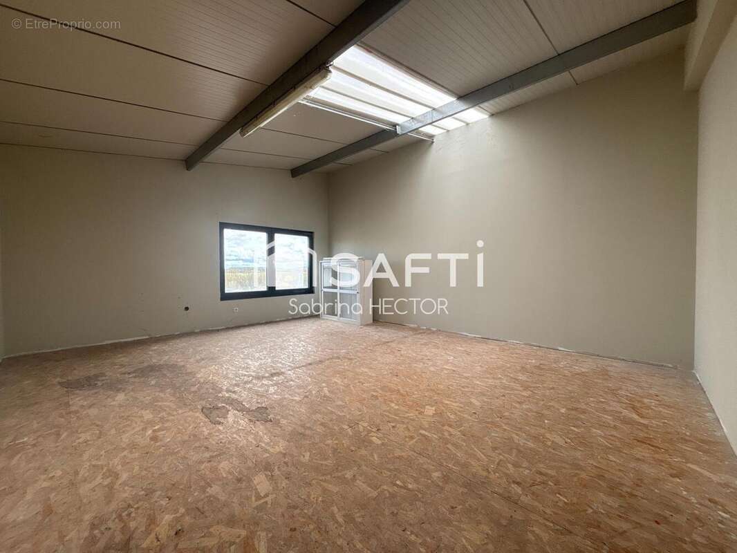 Commerce 465 m² à Crehange  - photo 5