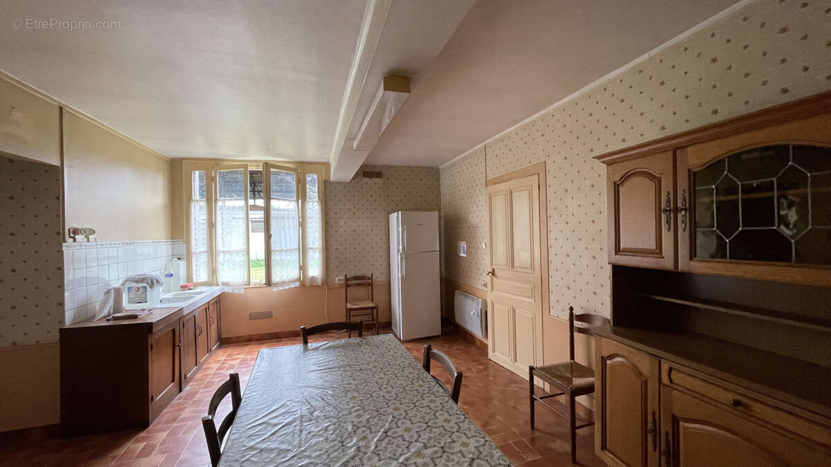 Maison à CRESANTIGNES