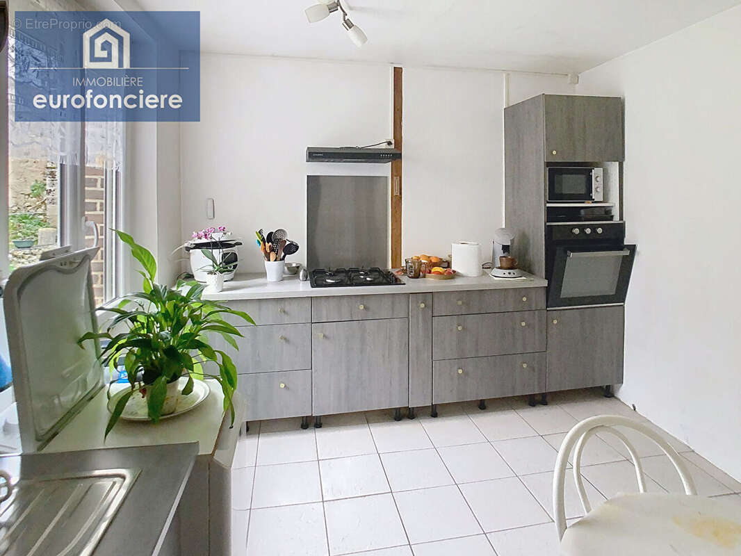 Maison à AIX-EN-OTHE