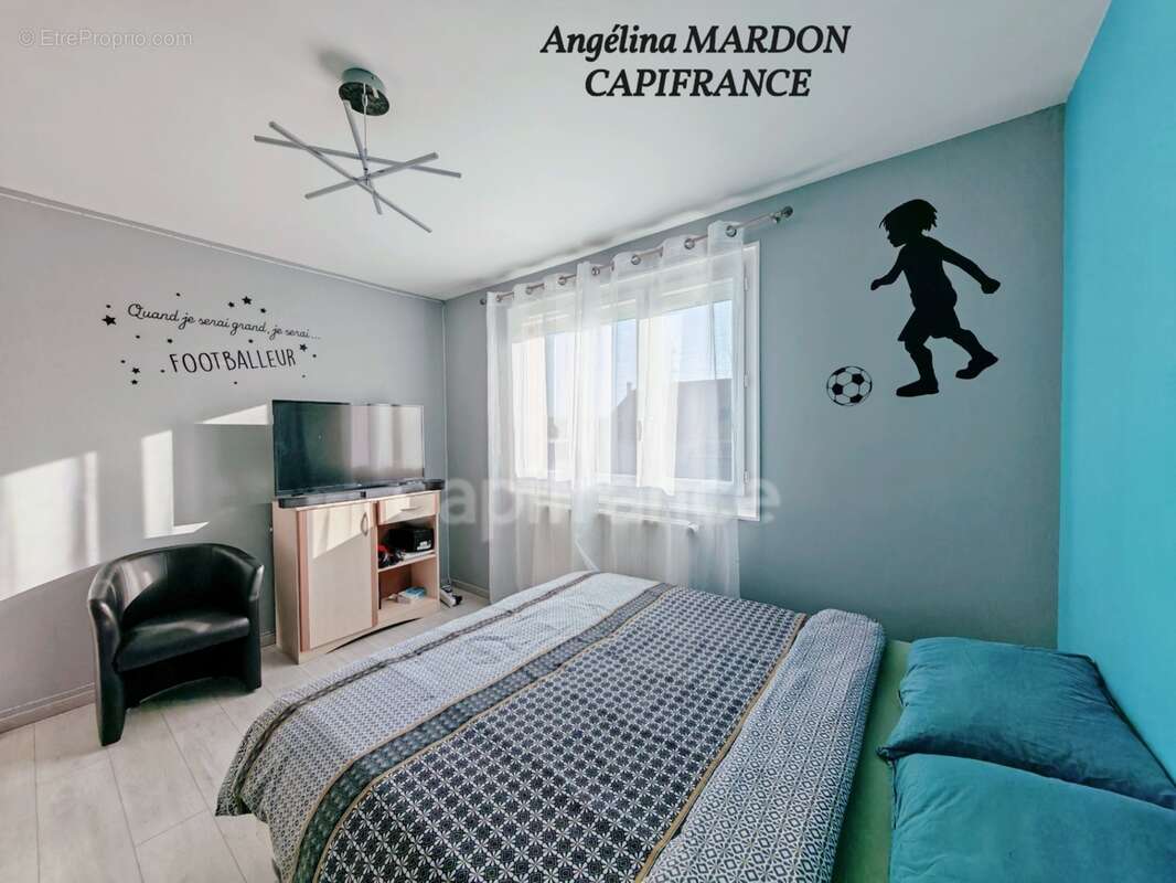 Maison Traditionnelle T5 de 124 m² – Terrain Paysager de 1215 m² + Piscine à Saint-Nicolas-de-la-Taille (76 170) - photo 13