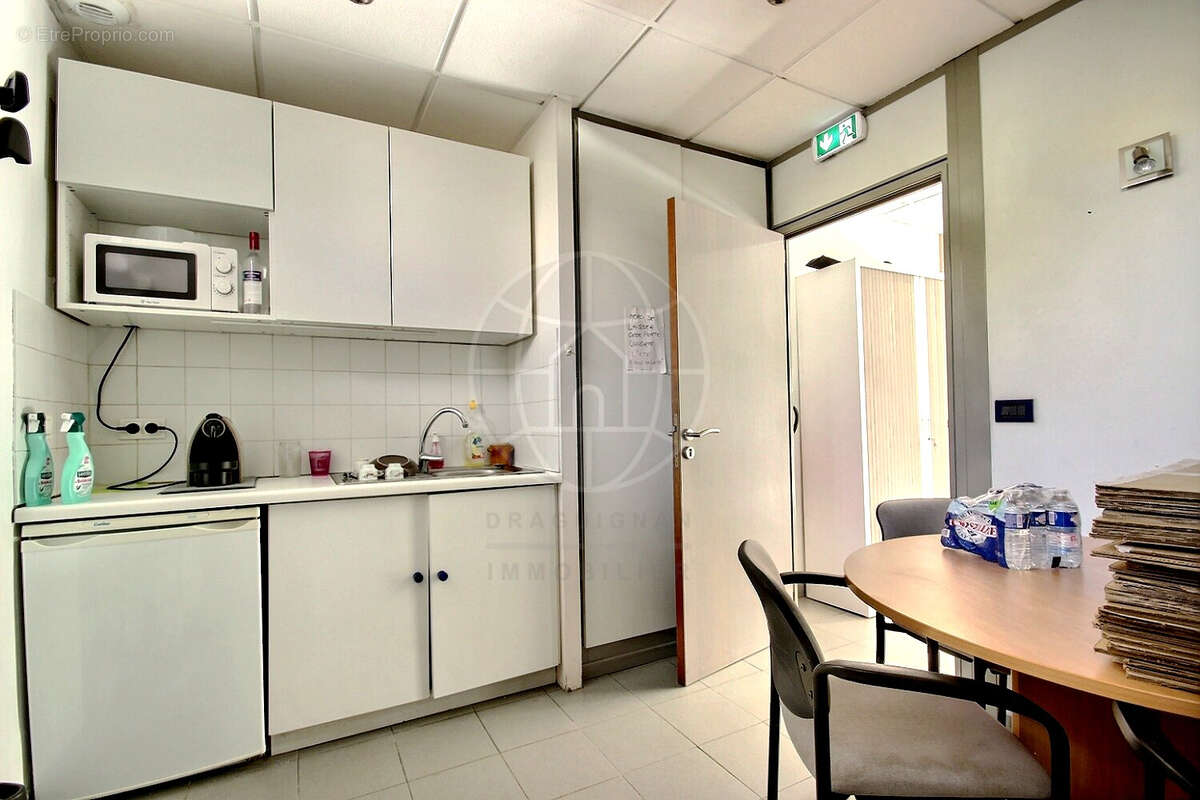 Commerce à DRAGUIGNAN