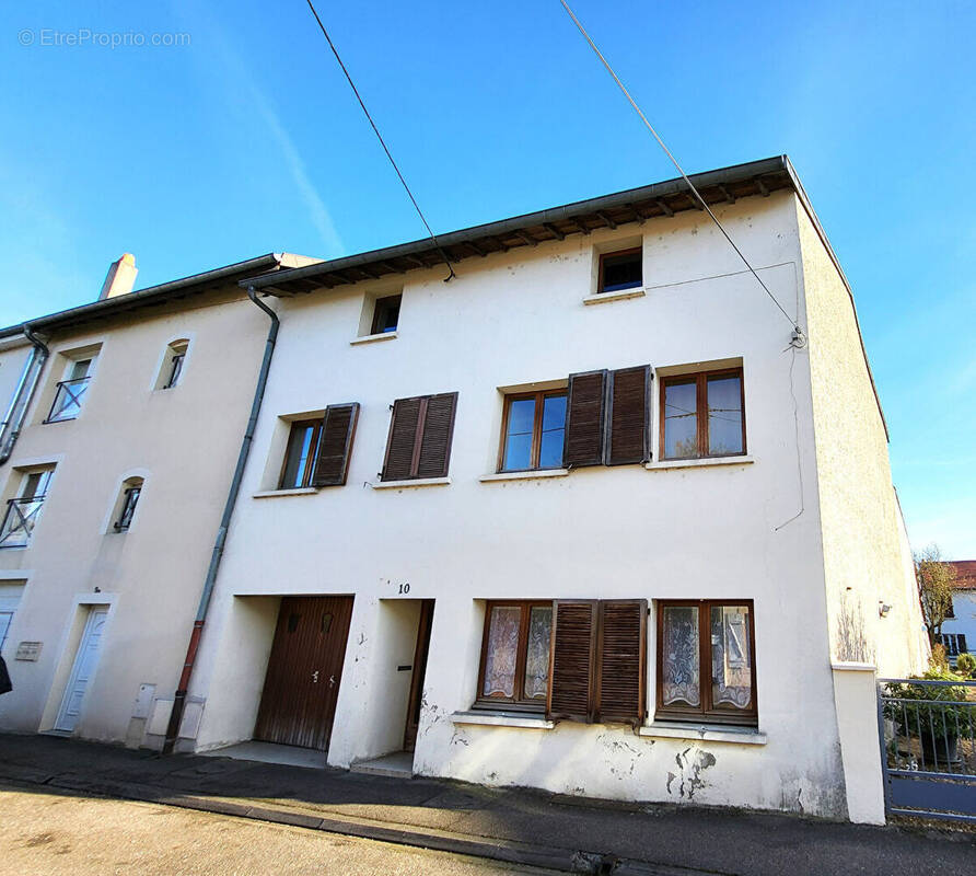 Maison à NOVEANT-SUR-MOSELLE