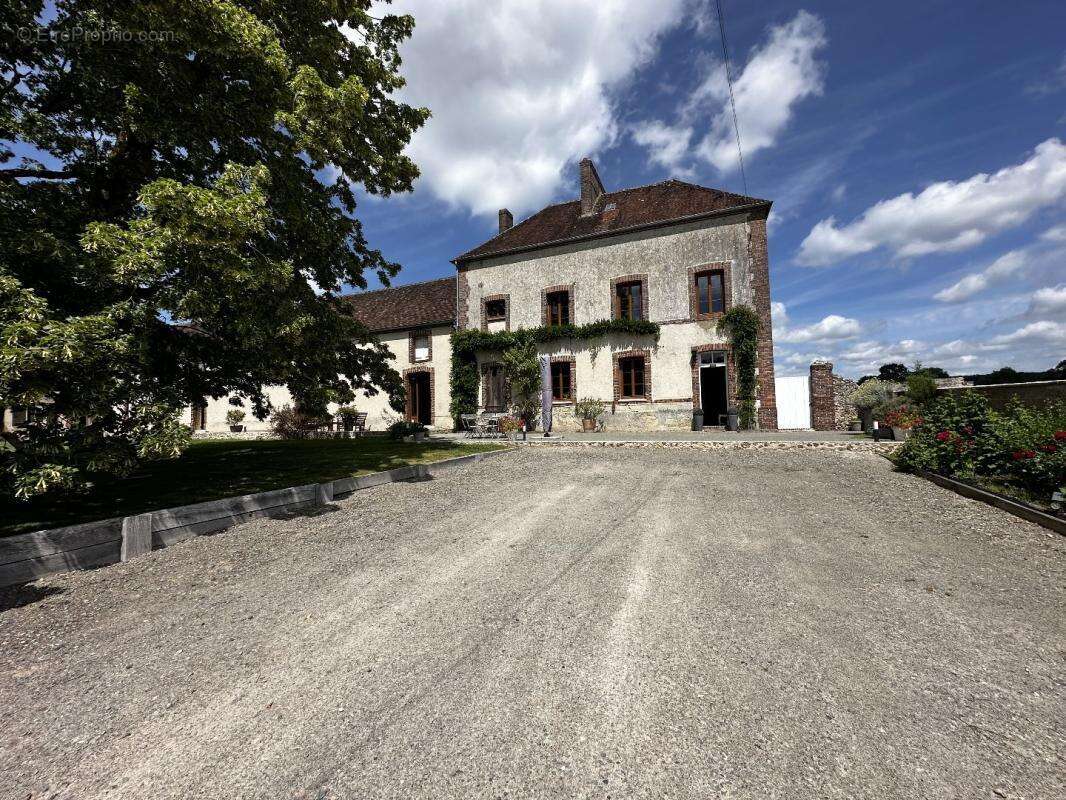 Maison à NEUILLY-SUR-EURE