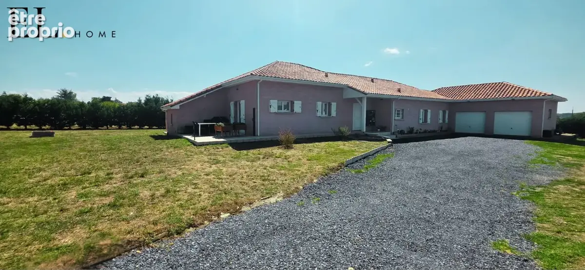 Maison à VIC-EN-BIGORRE