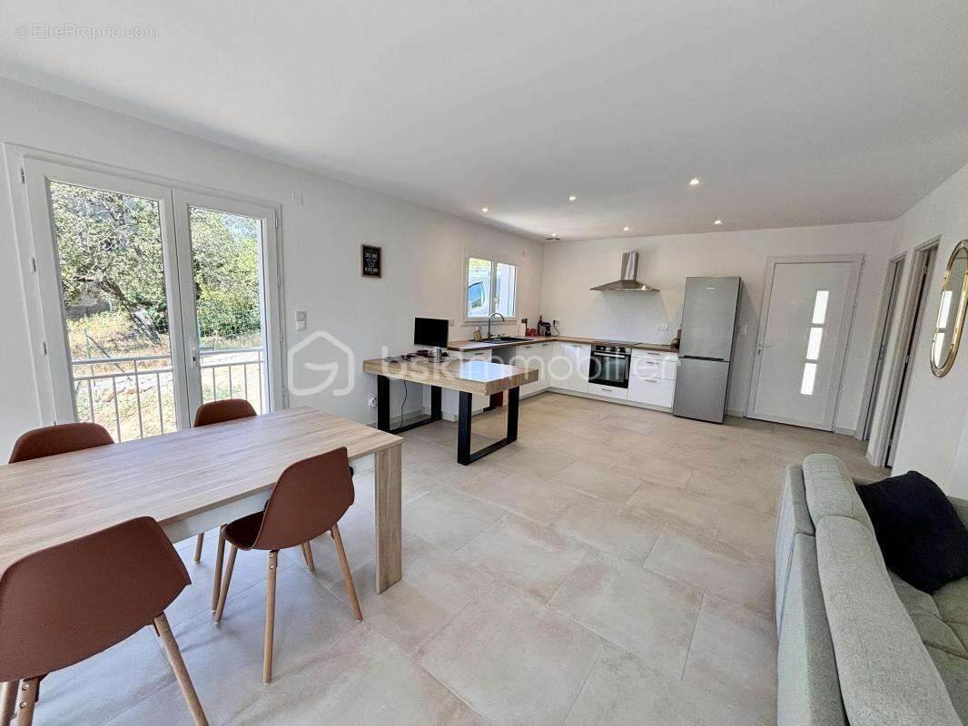 Maison neuve de 84m2 à Ampus - photo 4