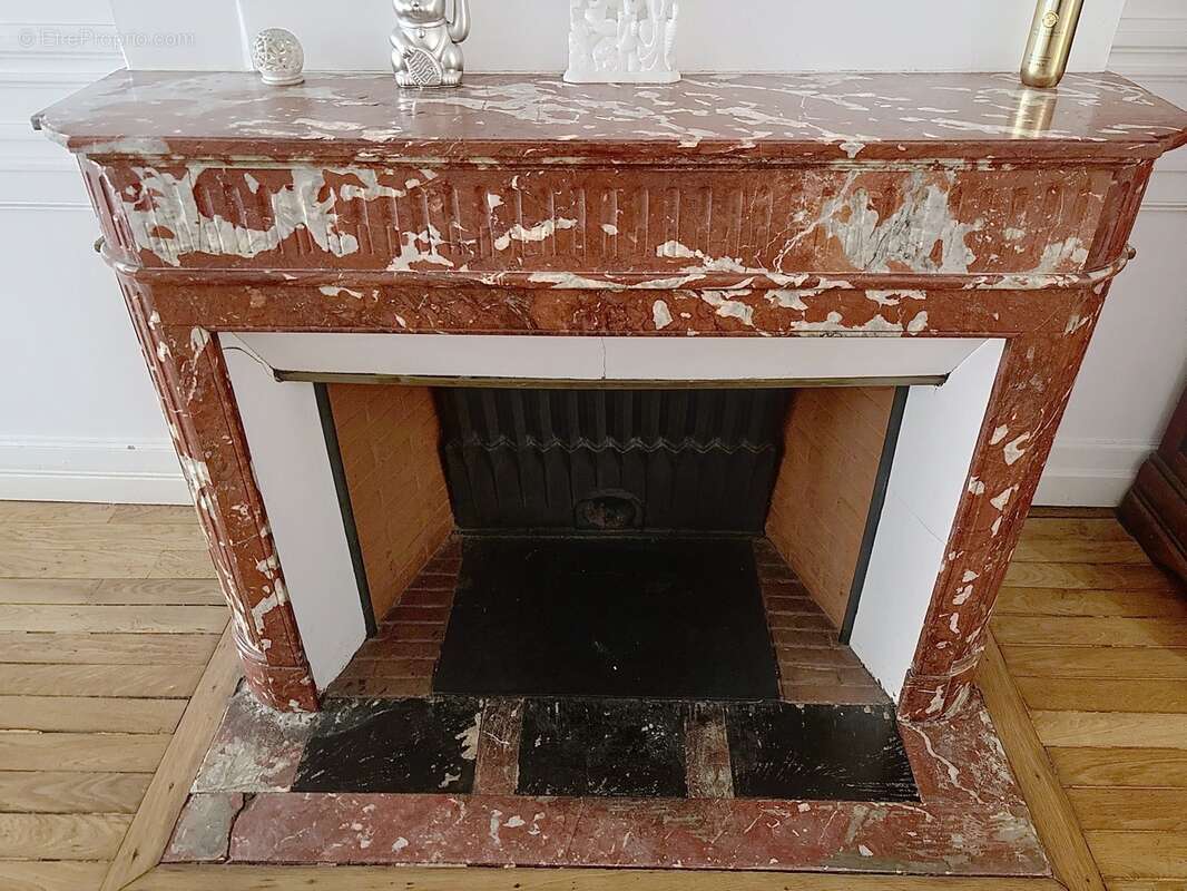 Maison à vendre 15 pièces, jardin et garages REIMS (51) - photo 9
