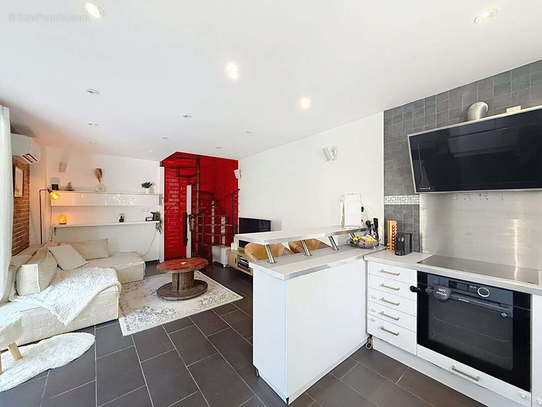 Appartement à FLEURY-LES-AUBRAIS