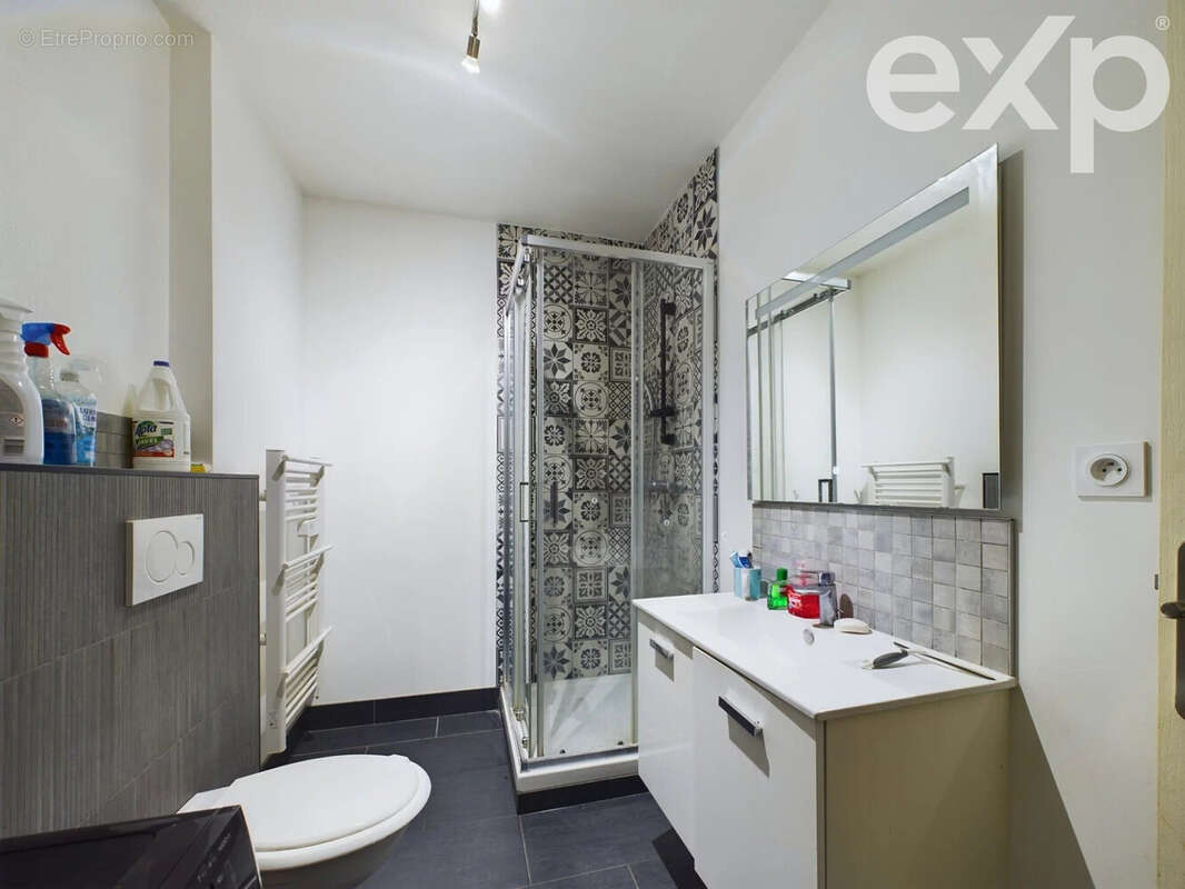 Appartement à LA TOUR-DU-PIN