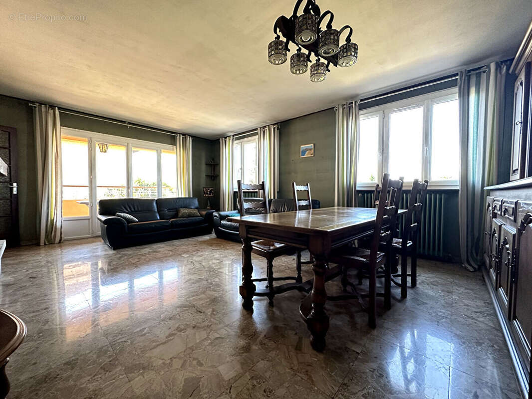 Maison à VENISSIEUX