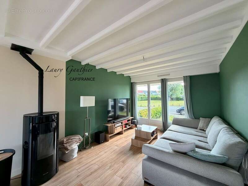 Maison familiale de 98 m² à Comines – 4 PIÈCES  Un lieu où il fait bon vivre - photo 2