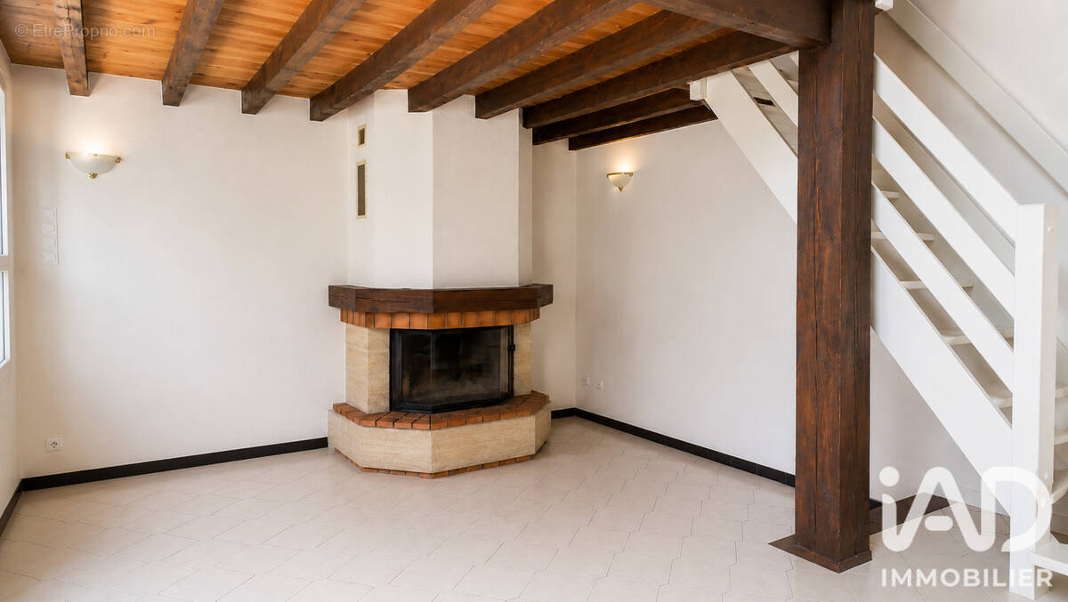 Photo 1 - Maison à BEAUZELLE