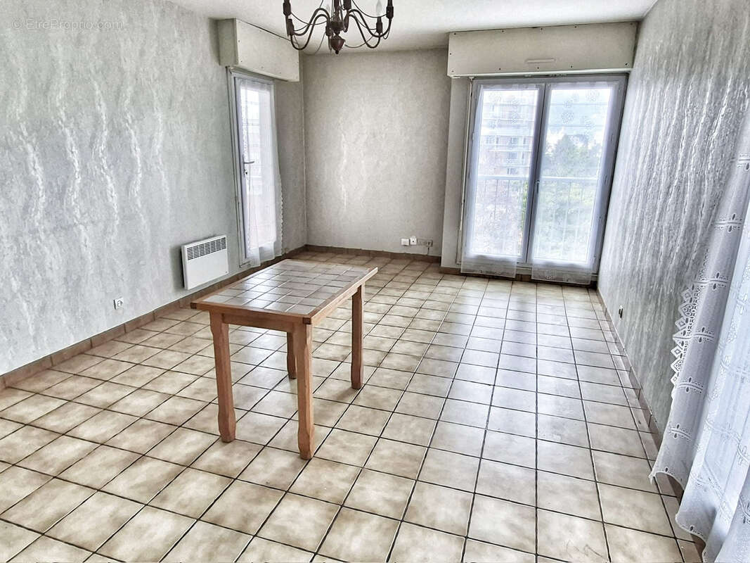 Appartement à TAVERNY