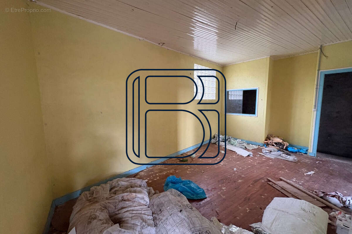 Maison 68 m² à Arlanc  - photo 2