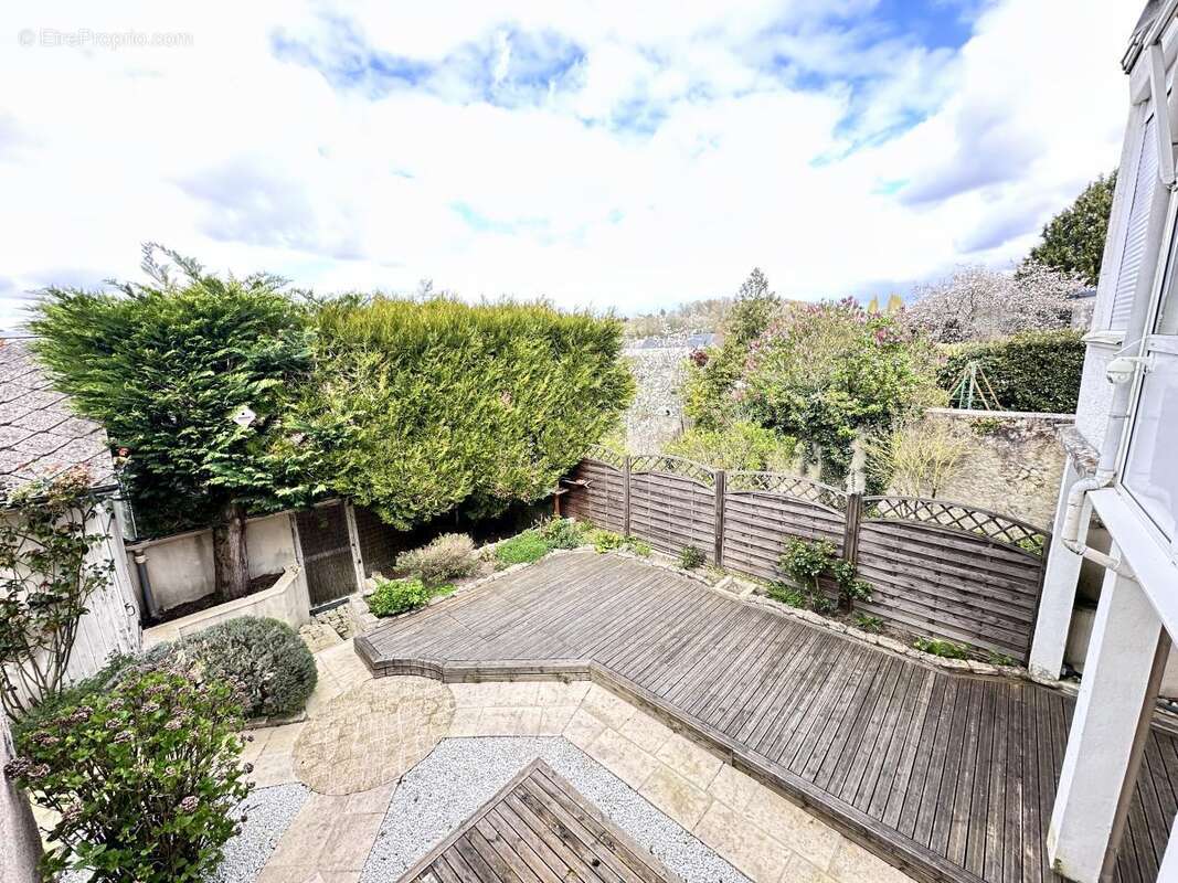 Maison à SAINTE-MAURE-DE-TOURAINE