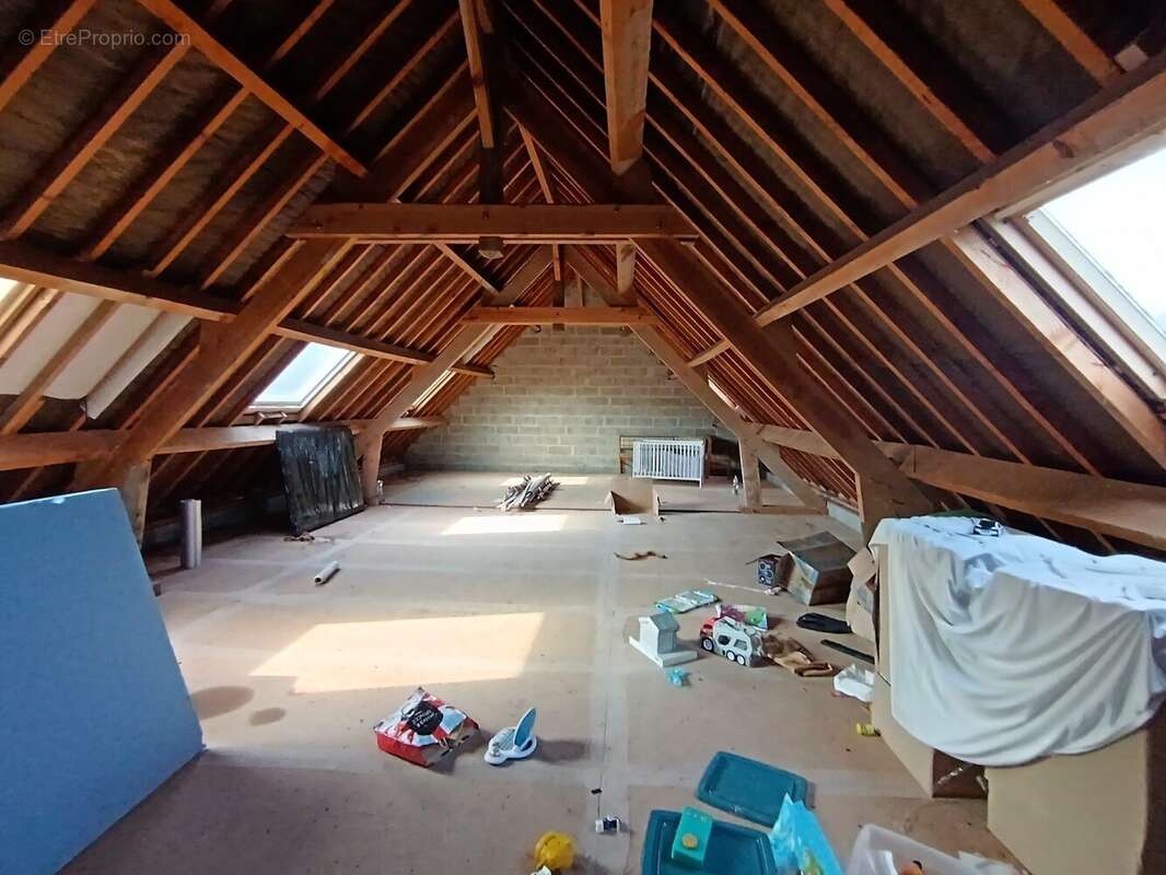 Parking à BISSIERES