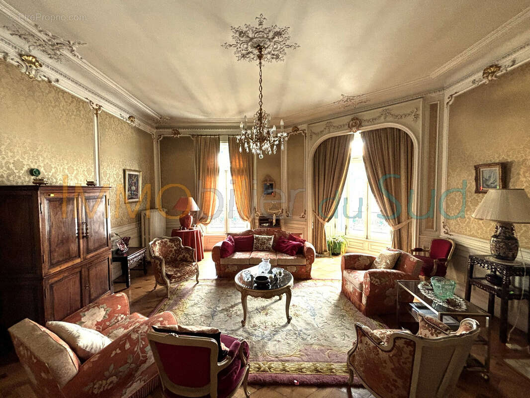 Appartement d’exception au cœur d’Alès   155 m2 avec terrasse dominante - photo 4