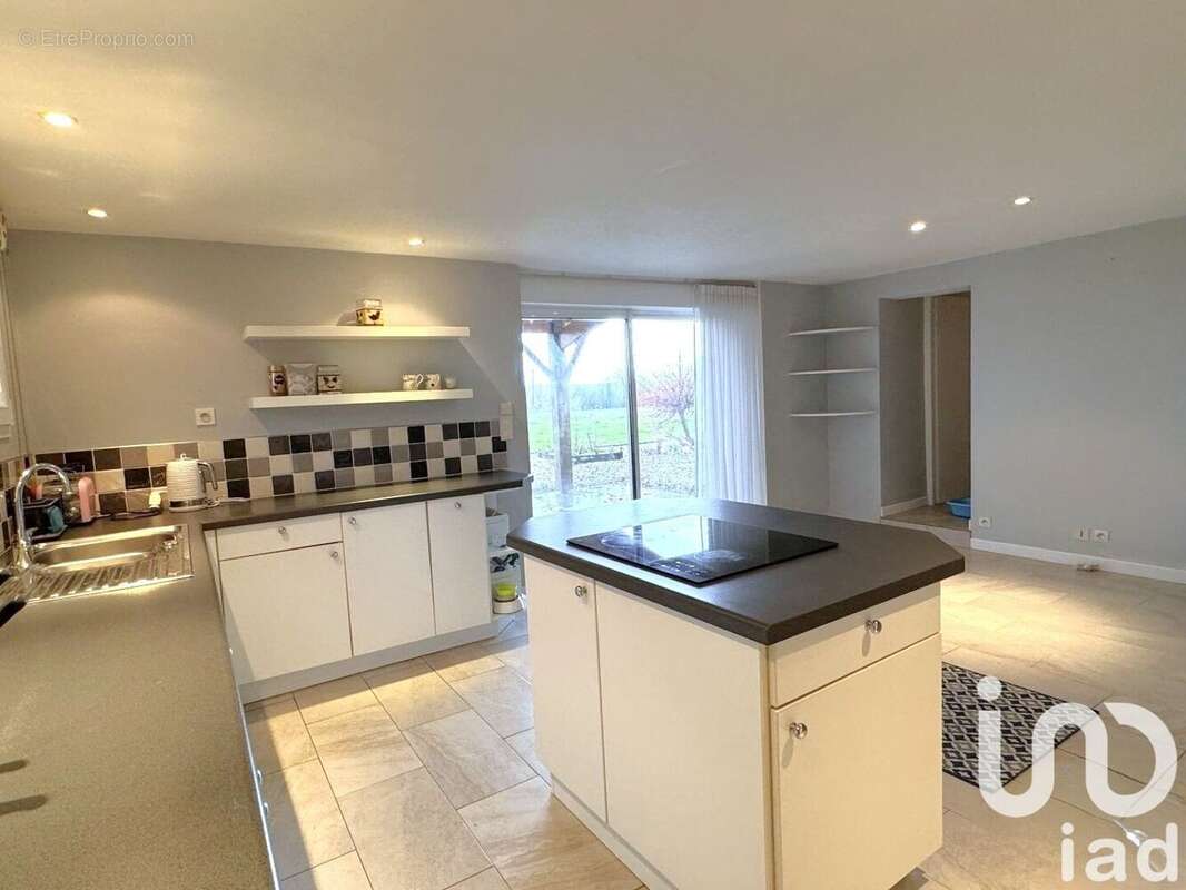 Photo 5 - Maison à SAINT-CYR-DES-GATS