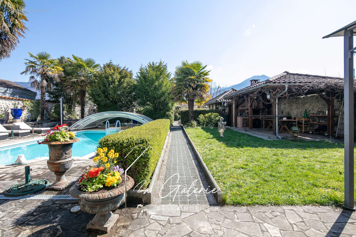 Maison à SAINTE-MARIE-D'ALLOIX