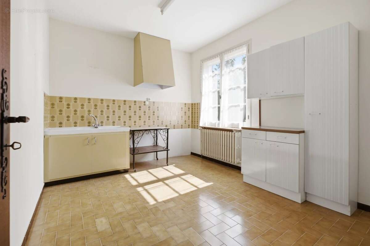 Ensemble immobilier avec jardin et garages centre Ville Exclusivité - photo 8