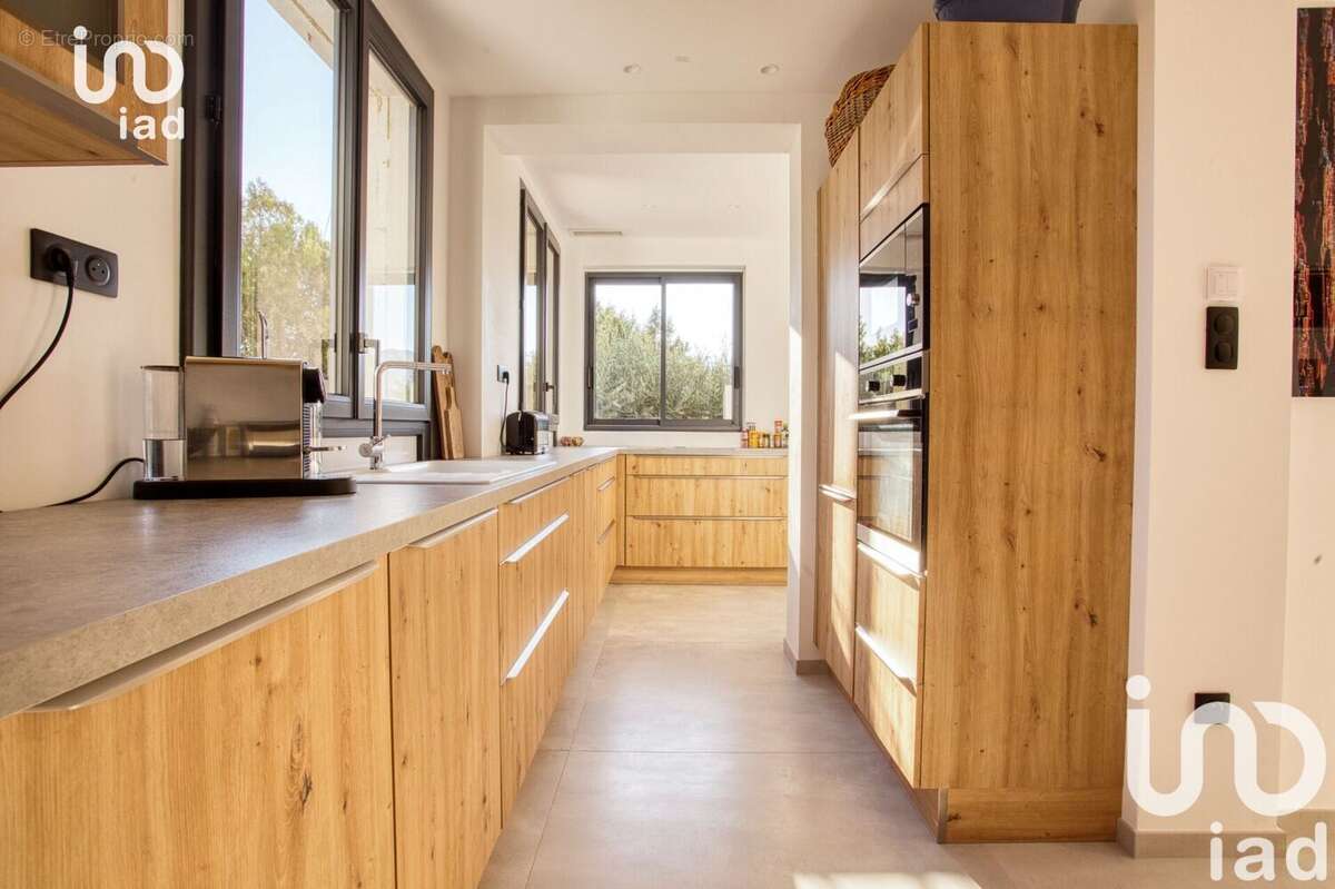 Photo 5 - Maison à ROQUEBRUNE-SUR-ARGENS