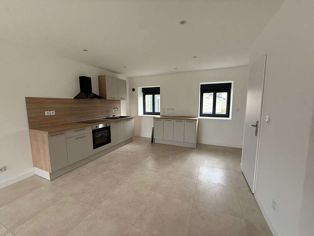 Appartement à CHATILLON-SUR-CHALARONNE