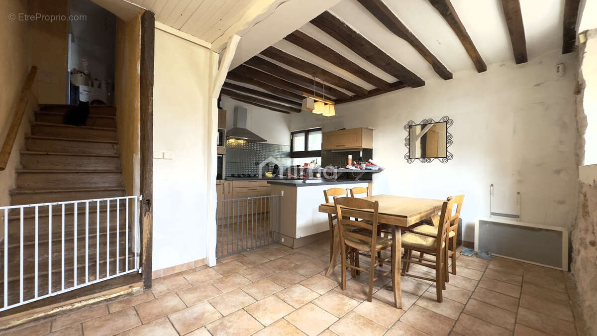 Maison à CROUY-SUR-OURCQ