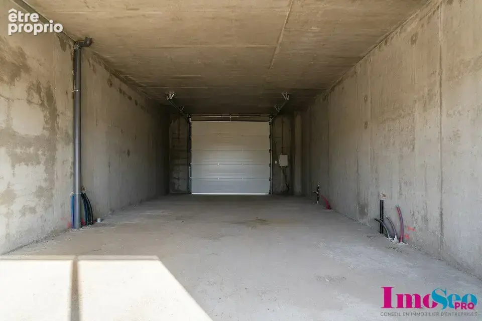 Entrepôt à vendre - photo 3