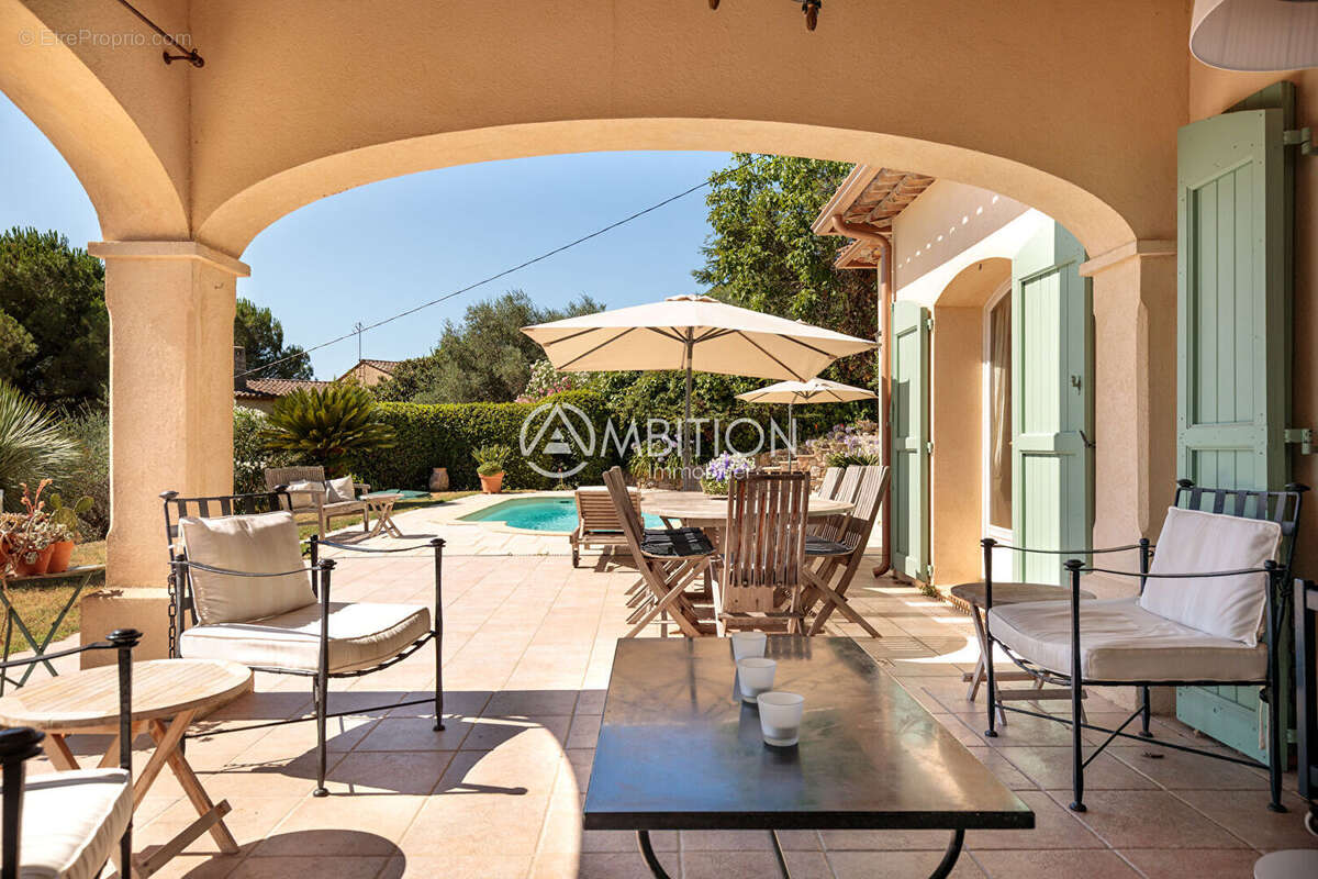 Maison à PEYMEINADE